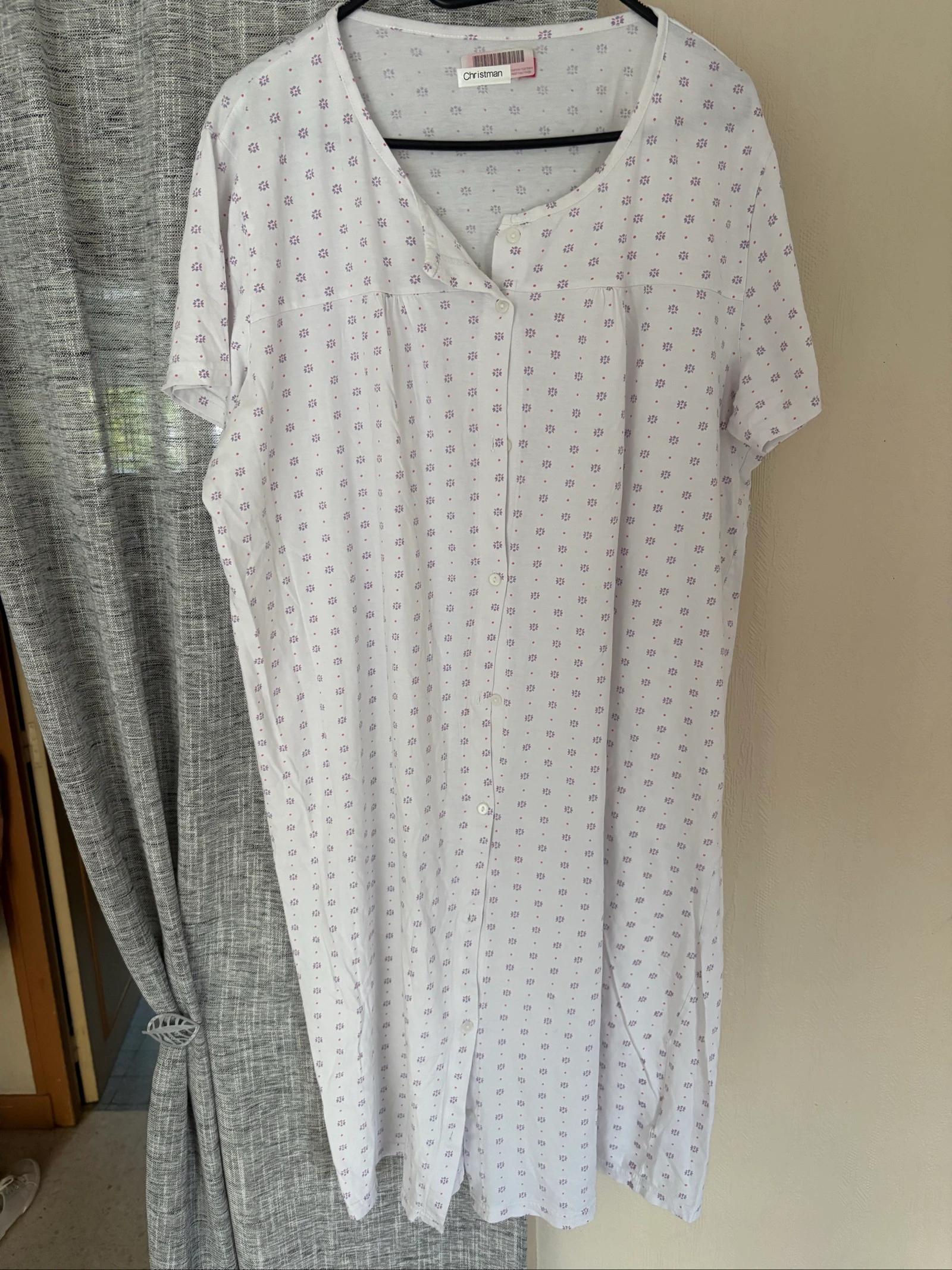Women's 52 white 100% cotton nightgown – photo 2